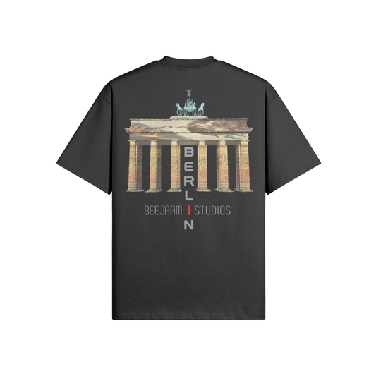 N°7002 | LES LUMIÈRES DE LA PORTE DE BRANDENBOURG | T-SHIRT SURDIMENSIONNÉ | UNISEXE | ÉDITION LIMITÉE