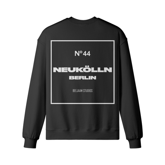 No.8206 | URBAN UTOPIA | OVERSIZED SWEATSHIRT | UNISEX | LIMITED EDITION